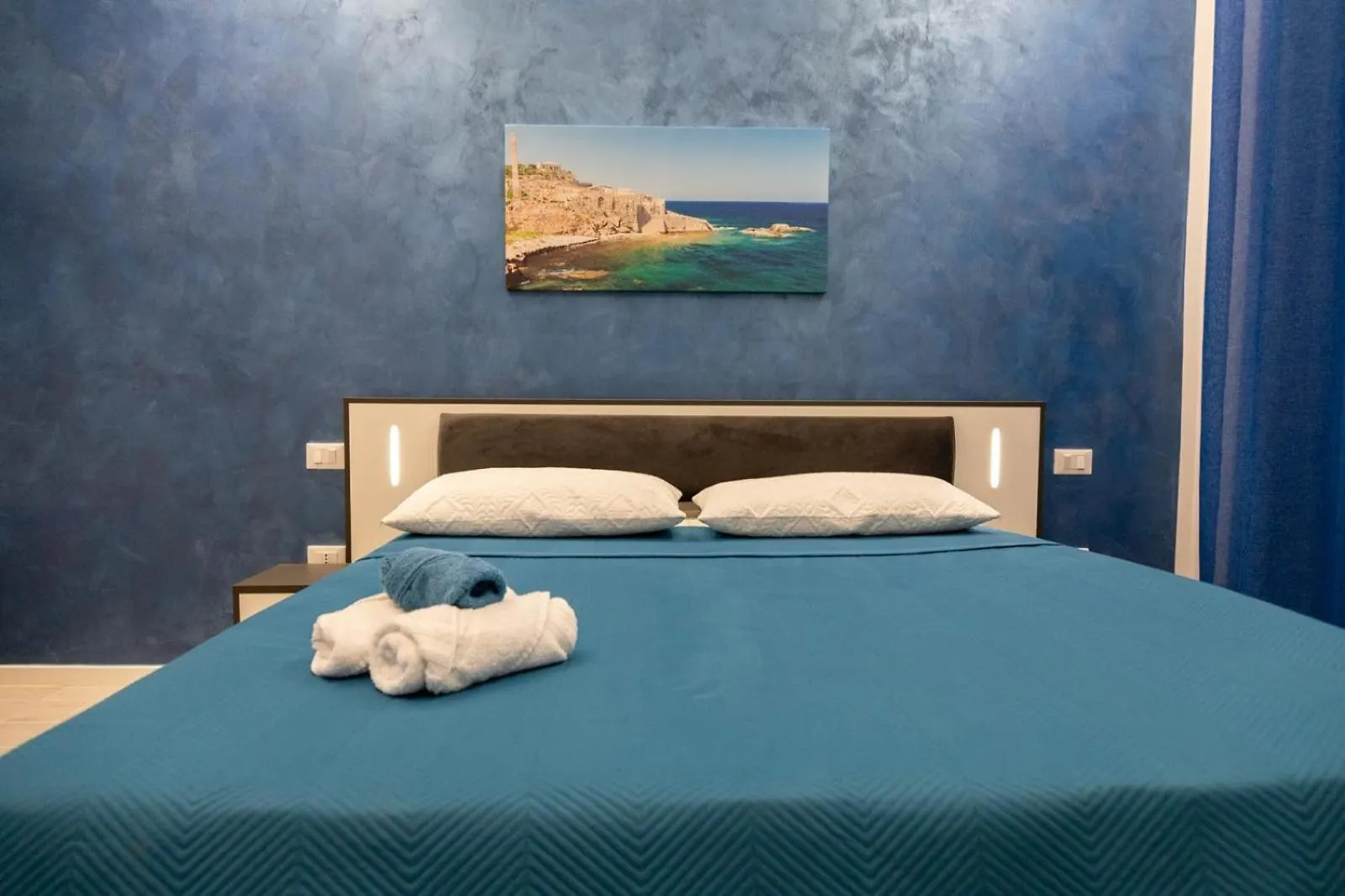 Bed & Breakfast Pietre Azzurre Rooms Pachino Italy